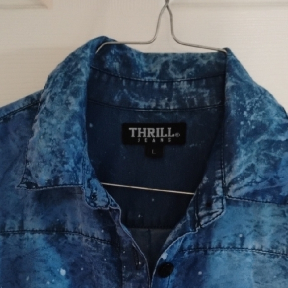 Blue Denim Button-Up Shirt L - Picture 3 of 7